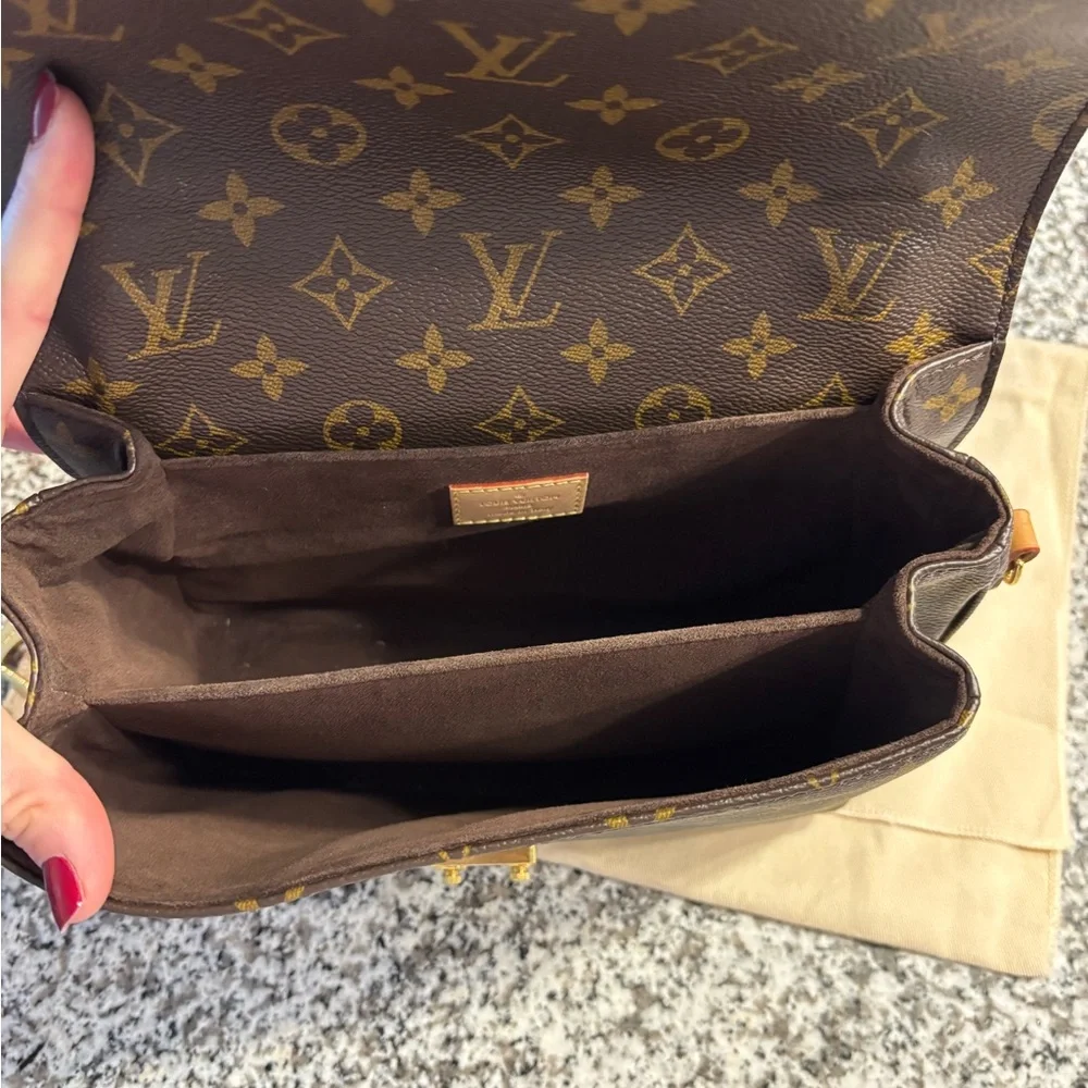 Louis Vuitton questions leave